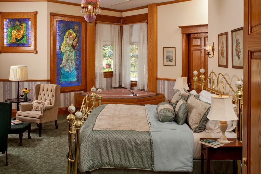 Old Rittenhouse Inn Bayfield Habitación foto