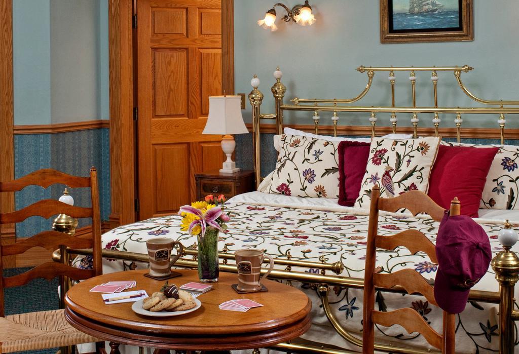 Old Rittenhouse Inn Bayfield Habitación foto