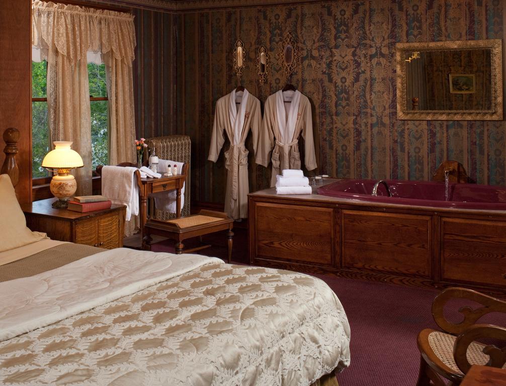 Old Rittenhouse Inn Bayfield Habitación foto